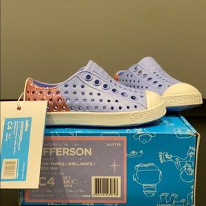 Baby girl native shoes size 4